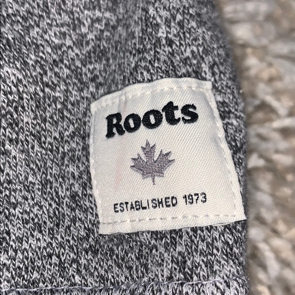 Roots pullover - Picture 3 of 4